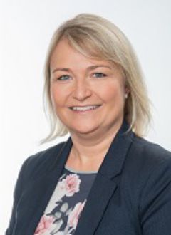Katrin Heinrich, Aschersleben